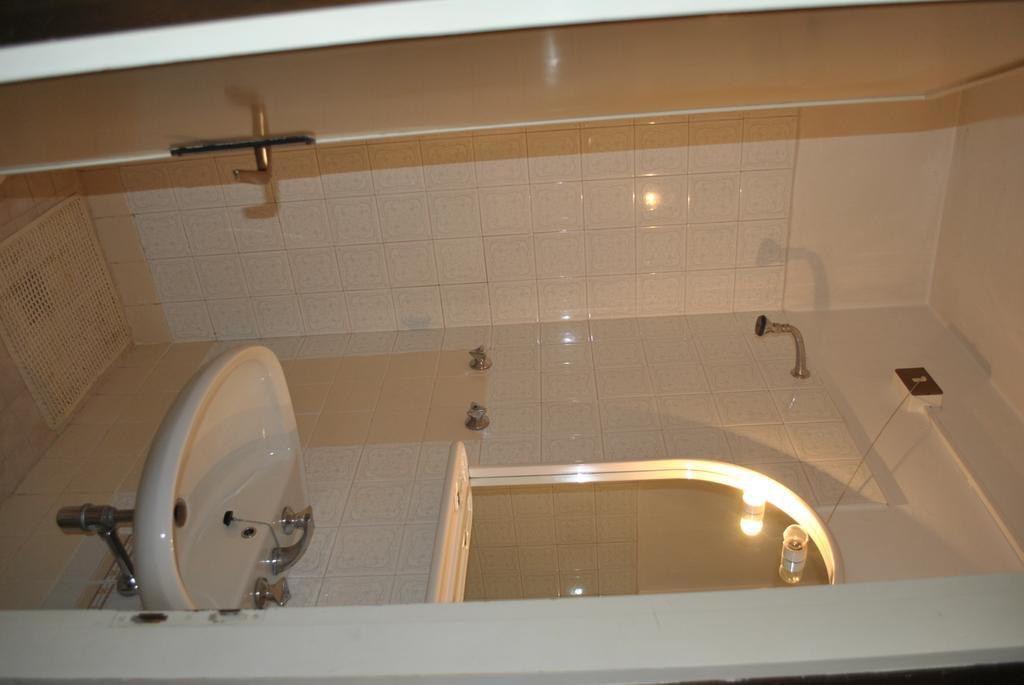 Albergo Alla Rocca Garda  Phòng bức ảnh